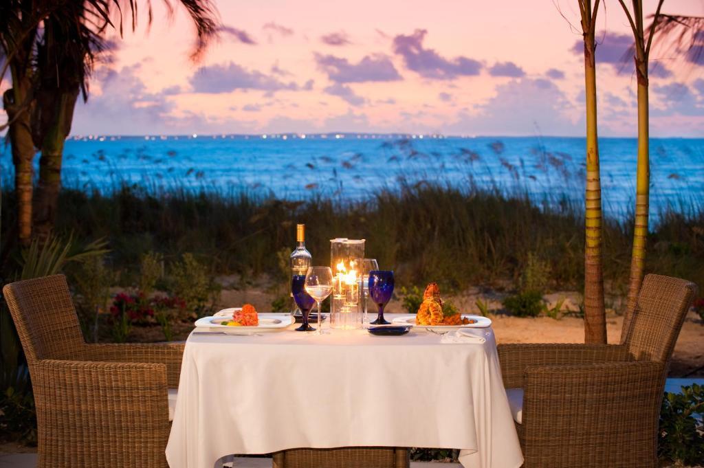 The Veranda Resort And Residences Grace Bay Restaurante foto